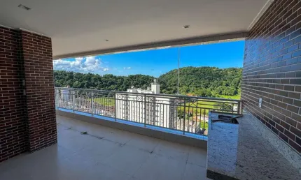 Apartamento à venda no Canto do Forte, Praia Grande, com 3 suítes, vista para o mar e lazer completo.