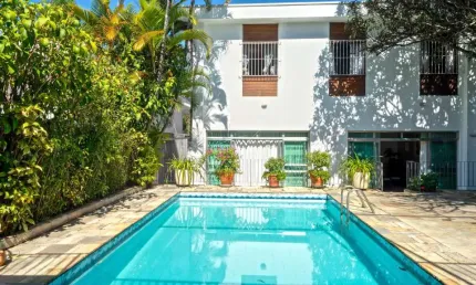 Casa com 4 dormitórios à venda, 450 m² por R$ 2.890.000,00 - Vila Madalena - São Paulo/SP