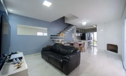 Casa em Condomínio com 3 Quartos(1 Suíte) à Venda, 105 m²