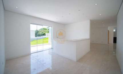 Casa com 3 Quartos(3 Suítes) à Venda, 300 m² por R$ 1.450.00
