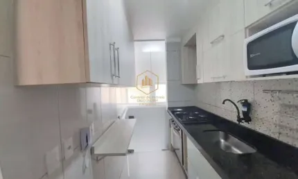 Apartamento à venda com 3 dormitórios por R$ 320.000