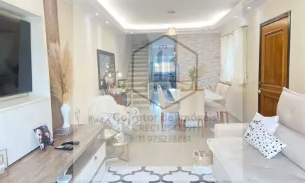 Casa em condomínio com 3 quartos(1 suíte)  à venda, 176 m²