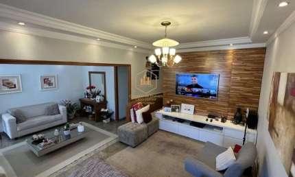 Casa com 3 dormitórios(1 suíte) à venda, por R$ 980.000, 220