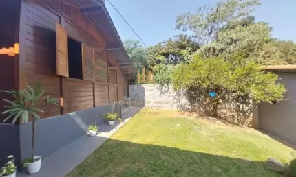 Casa à venda com 3 dormitórios( 1 suíte) por r$ 849.000