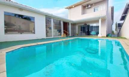 Casa à venda com 4 dormitórios(3 suítes) por R$ 1.499.000