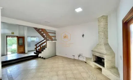 Casa em Condomínio com 5 Quartos(2 Suítes) à venda, 361 m² p