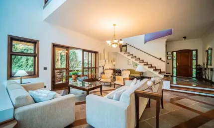 Casa com 5 quartos para alugar no Condomínio Forest Hills, Jandira 