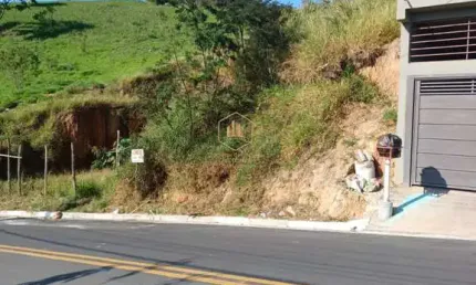 Terreno à venda na Rua Ipiau, Jardim Araruama, Cotia