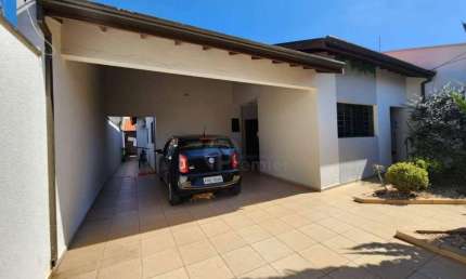 Casa com 3 dormitórios à venda, 143 m² por R$ 800.000,00 - Jardim Regina - Indaiatuba/SP