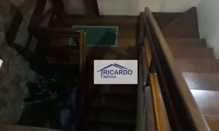 Casa com 3 dormitórios à venda - Vila Galvão - Guarulhos