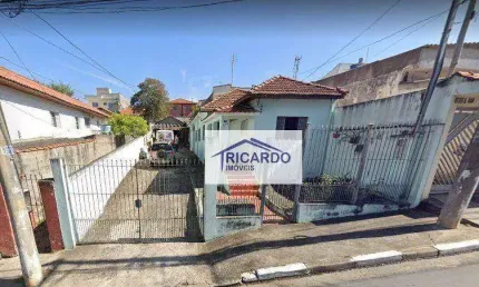 Terreno 10 x 50 com casa antiga, bom para construção!
