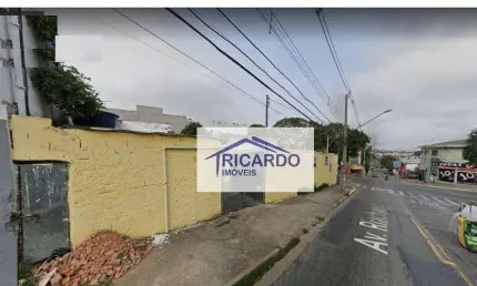 Oportunidade - Terreno de 600 m² com shopping de lojas no Jardim São João