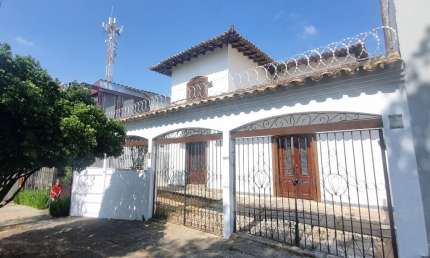 Casa com 3 quartos para alugar na Avenida de São Francisco, 348, Jardim Santa Rosália, Sorocaba