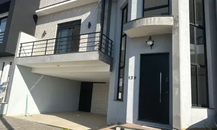 Casa em condomínio fechado com 3 quartos para alugar na Rua Padre Lívio Emílio Calliari, 1080, Parque Ibiti Reserva, Sorocaba, 190 m2 por R$ 8.000