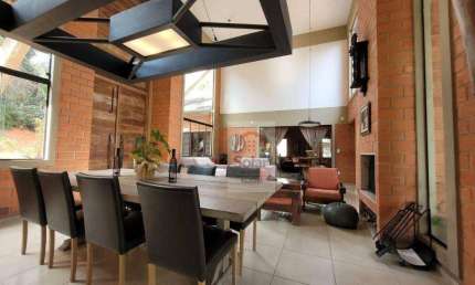 Casa com 3 dormitórios à venda, 460 m² por R$ 2.200.000,00 - Chácaras Cataguá - Taubaté/SP