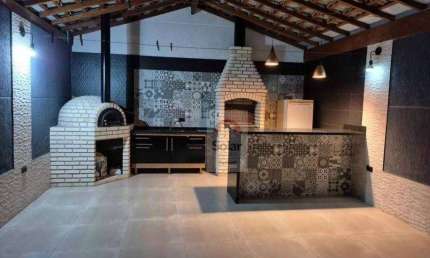 Casa com 3 dormitórios à venda, 195 m² por R$ 480.000,00 - Jardim Garcez - Taubaté/SP