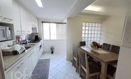 Apartamento com 2 quartos à venda na rua felipe schmidt, 755, centro, florianópolis, 78 m2 por r$ 570.000