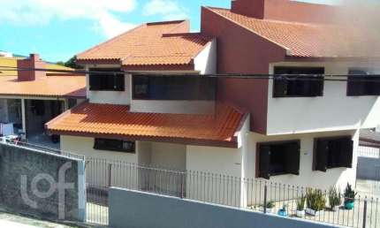 Casa com 4 quartos à venda na Rua Custódio Fermino Vieira, 212, Saco dos Limões, Florianópolis, 161 m2 por R$ 1.200.000