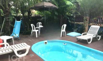 Casa com 3 quartos à venda na Rua Isaltina de Assunção Farias, 473, Rio Tavares, Florianópolis, 160 m2 por R$ 2.200.000