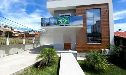 Casa com 4 quartos à venda na Rua Nossa Senhora do Rosário, 306, Jardim Atlântico, Florianópolis, 317 m2 por R$ 1.750.000