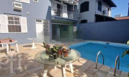 Casa com 4 quartos à venda na Rua Álvaro Cardoso, 50, Estreito, Florianópolis, 320 m2 por R$ 1.580.000
