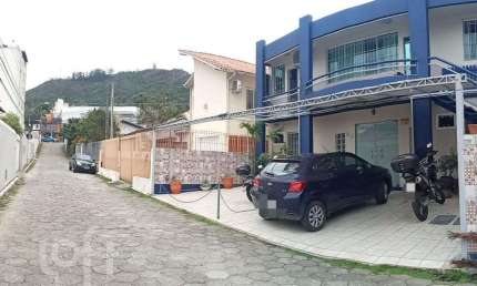 Casa com 11 quartos à venda na Rua João Celestino Pacheco, 69, Trindade, Florianópolis, 231 m2 por R$ 2.610.000