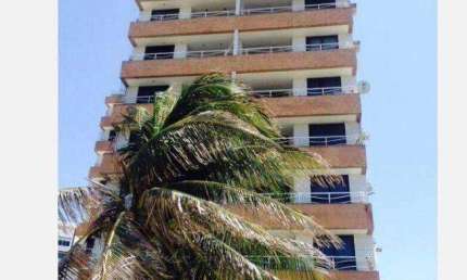 Apartamento com 2 dormitórios à venda, 67 m² por R$ 260.000,00 - Praia do Futuro - Fortaleza/CE