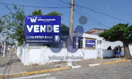 Casa comercial com 3 salas à venda no Centro, Pindamonhangaba  por R$ 1.200.000