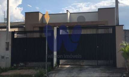 Casa com 2 quartos à venda no Jardim Continental II, Taubaté  por R$ 290.000