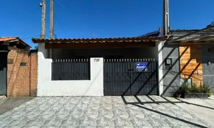 Casa com 2 quartos para alugar no Residencial Mantiqueira, Pindamonhangaba , 130 m2 por R$ 1.400