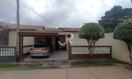 Casa à venda no bairro Lopes de Oliveira - Sorocaba/SP