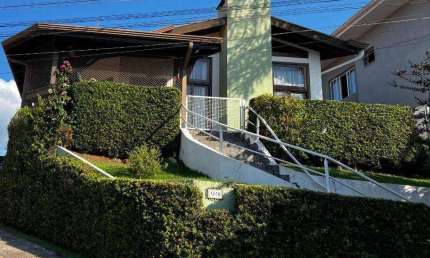 Casa térrea a venda em Vinhedo no Condomínio Recanto dos Paturis