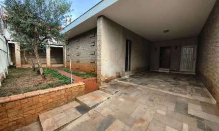 Casa com 3 dormitórios para alugar, 298 m² por R$ 4.276,92/mês - Jardim Elite - Piracicaba/SP