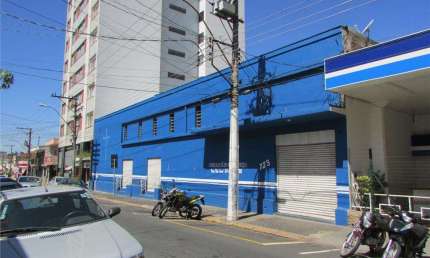 Sala comercial com 5 salas para alugar na Rua Benjamin Constant, Centro, Piracicaba