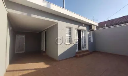 Casa com 3 dormitórios à venda, 204 m² por R$ 735.000,00 - Vila Independência - Piracicaba/SP