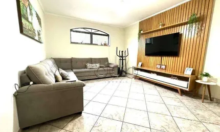Casa à venda, 180 m² por R$ 550.000,00 - Vila Rezende - Piracicaba/SP