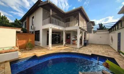 Casa com 3 dormitórios para alugar, 320 m² por R$ 9.176,84/mês - Terras de Piracicaba - Piracicaba/SP
