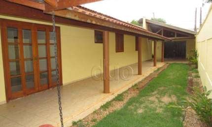 Casa com 3 dormitórios para alugar, 178 m² por R$ 2.994,20/mês - Jardim Santa Silvia - Piracicaba/SP
