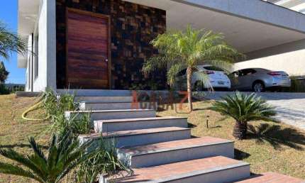Casa térrea com 4 suítes - Condomínio Village Saint Charbel - Araçoiaba da Serra/SP