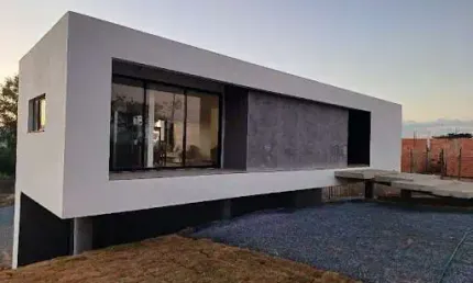 Casa com 4 quartos - condomínio village saint charbel - araçoiaba da serra/sp