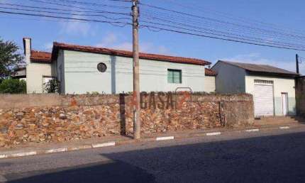 Casa a venda de esquina no Parque Bela Vista em Votorantim