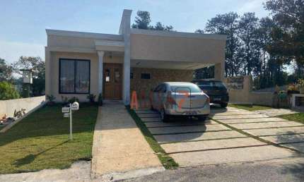 Casa com 4 dormitórios à venda, 346 m² - Condomínio Village Araçoiaba - Araçoiaba da Serra/SP