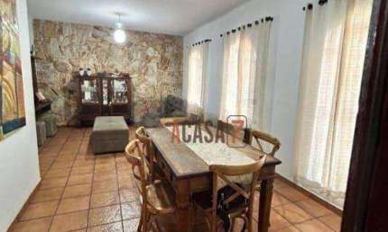 Casa térrea e ampla para venda na Vila Jardini em Sorocaba
