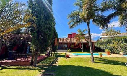 Casa no Condomínio Village Ipanema - Térrea com piscina.