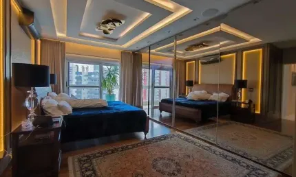 Edificio Casa Batlló - 3 suites - 3 vagas de garagem - andar alto - sol da manhã!