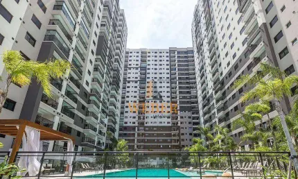 Apartamento com 2 dormitórios à venda, 63 m² por R$ 692.000,00 - Continental - Osasco/SP