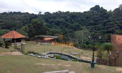 Chácara / sítio com 2 quartos à venda na Avenida Vasco Massafeli, Jardim Maria Tereza, Cotia