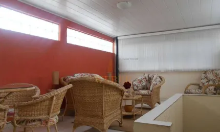 Casa com 2 quartos à venda na Rua Avelina Nogueira do Prado, Jardim Monte Alegre, Taboão da Serra