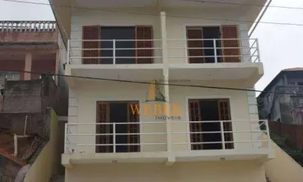 Vende-se sobrados germinados em Itapevi, excelente sobrado pronto para morar com 3 suítes, acabamento em porcelanato e granito com 2 vagas de garagem
