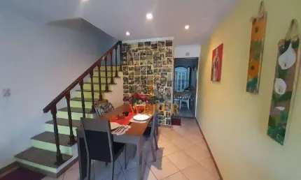 Casa com 3 quartos à venda na Avenida Laurita Ortega Mari, Vila das Oliveiras, Taboão da Serra